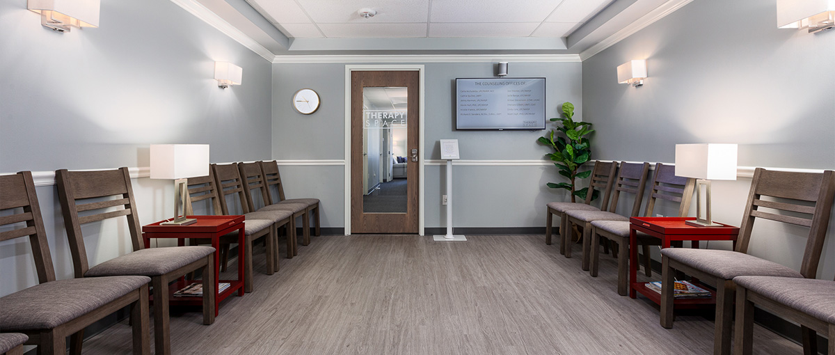 Shared lobby area in Cool Springs